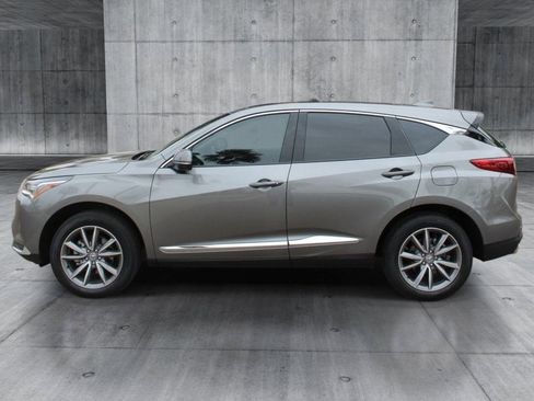 Used 2023 Acura RDX FWD w/ Technology Package image 2
