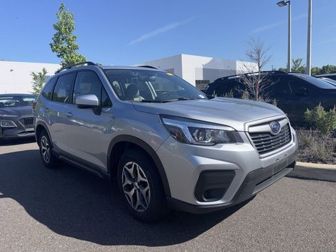 Used 2020 Subaru Forester Premium w/ Popular Package #1 AWD/4WD image 1