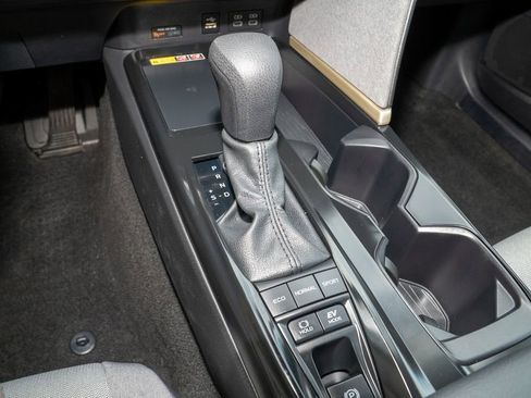 Certified 2025 Toyota Camry LE w/ Convenience Package image 16