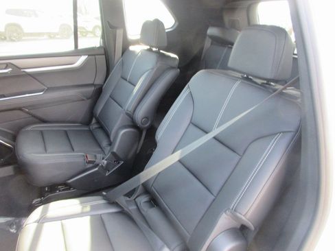 New 2026 GMC Acadia Elevation w/ Black Edition AWD/4WD image 15