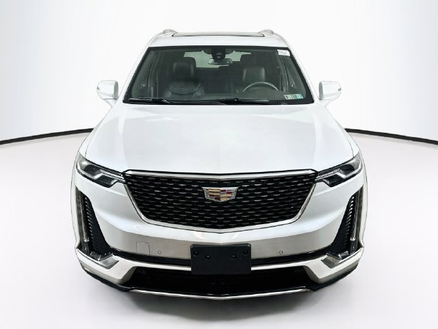 New 2025 Cadillac XT6 Luxury AWD/4WD image 1