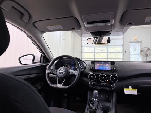 Used 2025 Nissan Sentra S FWD image 24