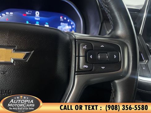 Used 2023 Chevrolet Suburban LT image 30