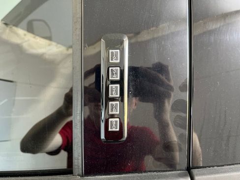 Used 2019 Ford F350 XLT w/ XLT Value Package image 40