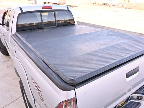 Used 2010 Toyota Tacoma 4x4 Access Cab V6 image 58