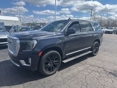 Used 2024 GMC Yukon Denali w/ Advanced Technology Package image 5