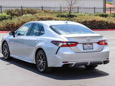 Certified 2024 Toyota Camry SE FWD image 5