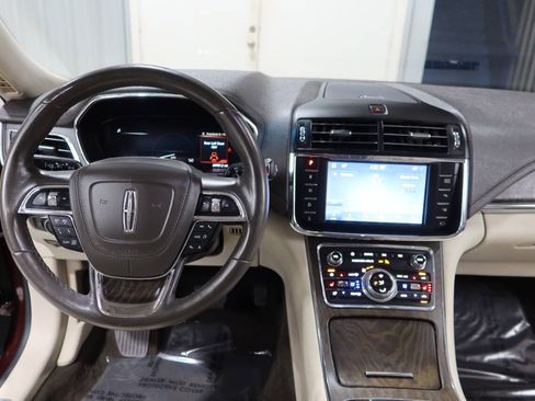 Used 2020 Lincoln Continental Reserve FWD image 17