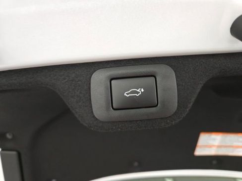 New 2026 Toyota Crown Platinum image 15