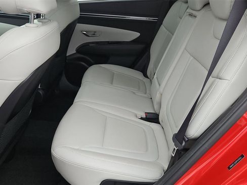 Certified 2023 Hyundai Tucson Limited w/ Cargo Package image 13