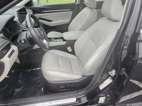 Used 2023 Nissan Altima 2.5 SL FWD image 24