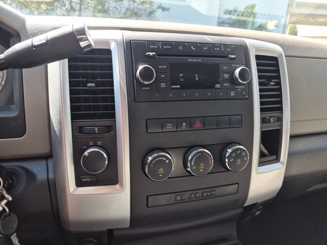 Used 2011 RAM 1500 Classic SLT w/ Remote Start & Security Group AWD/4WD image 9