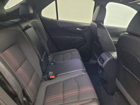 Used 2023 Chevrolet Equinox RS FWD image 19