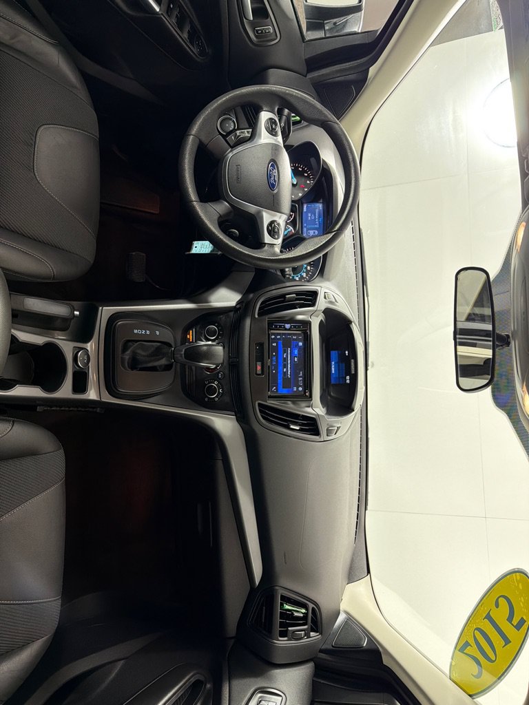 Used 2015 Ford Escape SE AWD/4WD image 24