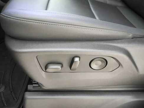 Used 2025 Chevrolet Silverado 1500 LTZ w/ Z71 Off-Road Package image 9