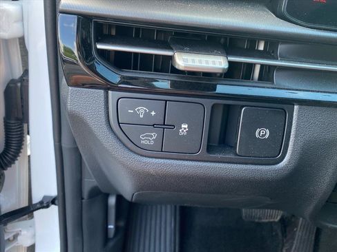 Certified 2026 Kia Sportage SX AWD/4WD image 21
