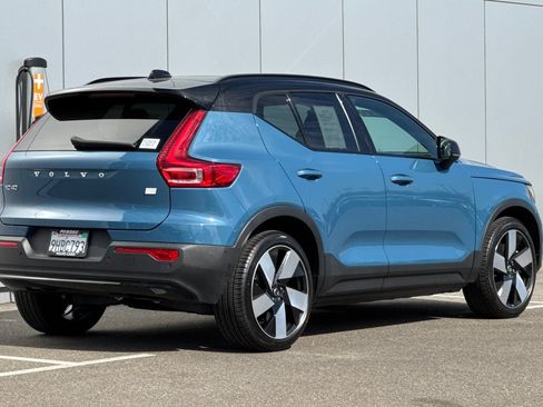 Used 2023 Volvo XC40 Recharge Ultimate AWD/4WD image 5
