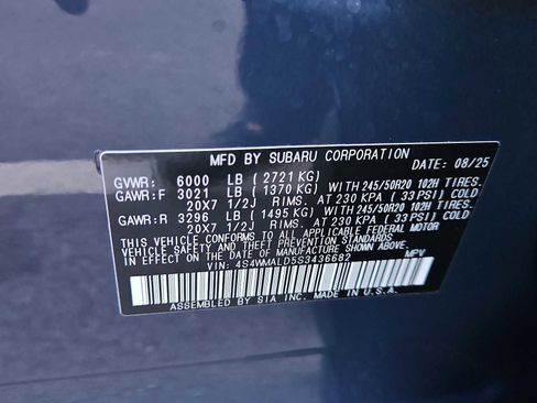 Used 2025 Subaru Ascent Limited image 36