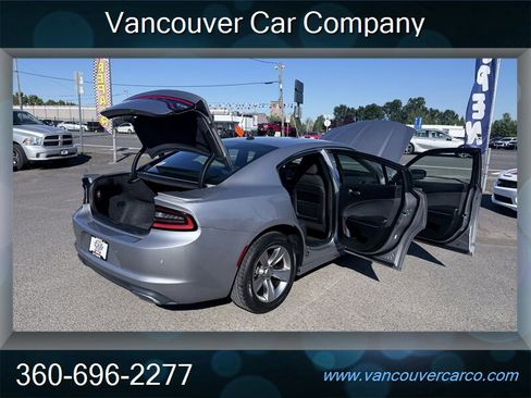 Used 2015 Dodge Charger SE w/ Sport Appearance Group RWD image 32