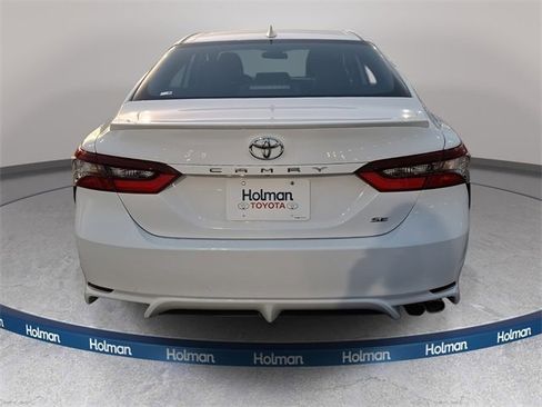 Certified 2024 Toyota Camry SE image 7