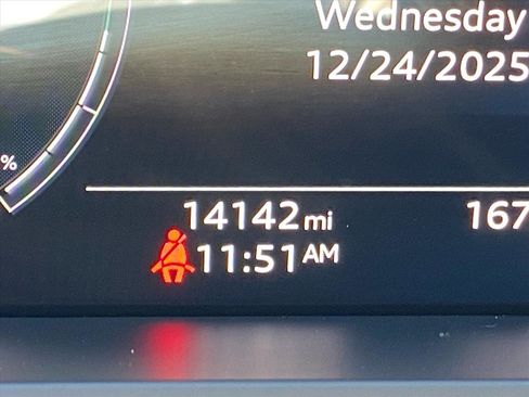 Used 2024 Audi Q8 e-tron Premium Plus image 14