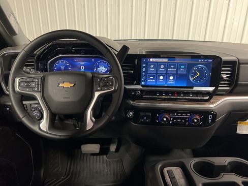 New 2025 Chevrolet Silverado 1500 LT image 11