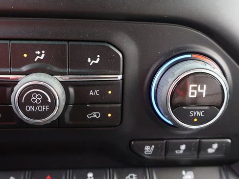 Used 2019 Chevrolet Silverado 1500 High Country w/ High Country Premium Package AWD/4WD image 35