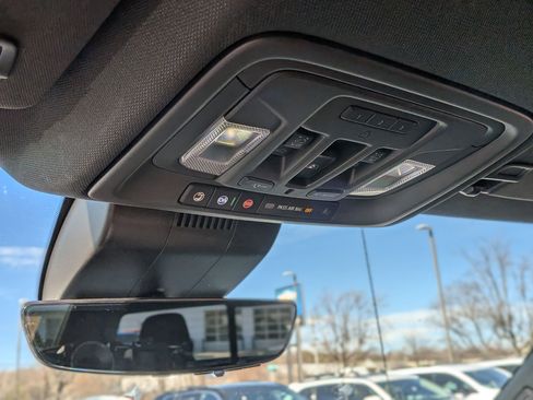 Certified 2023 Chevrolet Silverado 1500 High Country image 31