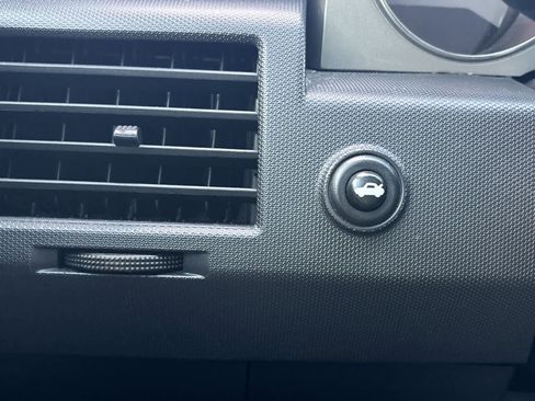 Used 2010 Dodge Avenger R/T image 16