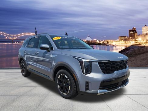 Used 2024 Kia Sorento S FWD image 4
