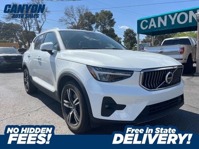 Used 2023 Volvo XC40 B5 Plus
