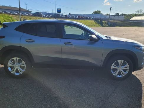 New 2026 Chevrolet Trax LS w/ Driver Confidence Package FWD image 14
