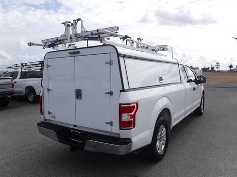 Used 2018 Ford F150 XLT w/ Equipment Group 301A Mid image 5