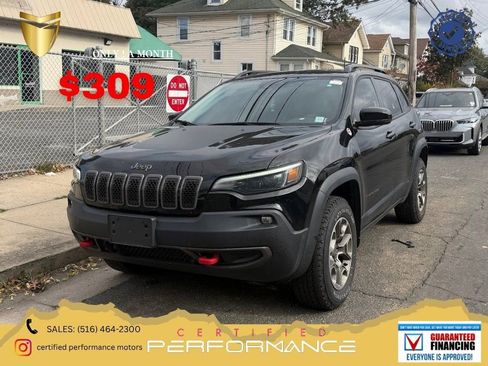 Used 2022 Jeep Cherokee Trailhawk image 1