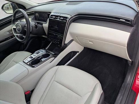 Used 2022 Hyundai Tucson Limited image 23