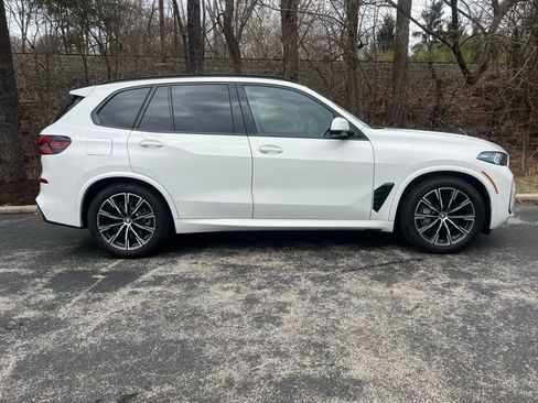 Used 2025 BMW X5 xDrive50e image 6