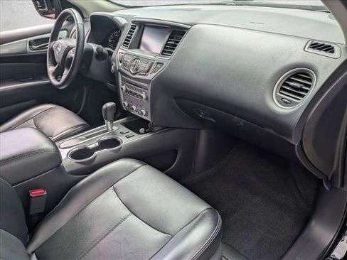 Used 2020 Nissan Pathfinder SL FWD image 23