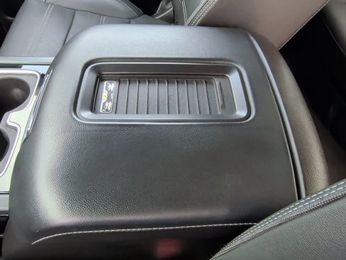 Used 2016 GMC Sierra 2500 Denali w/ Duramax Plus Package image 26