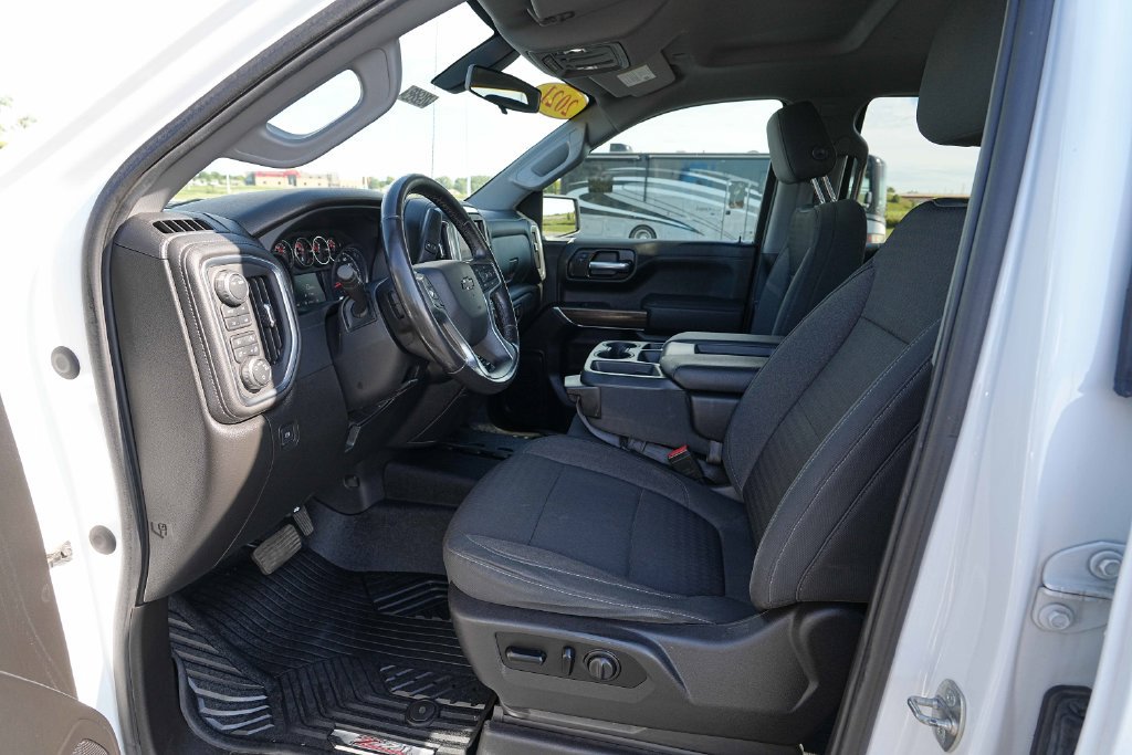Used 2021 Chevrolet Silverado 1500 RST AWD/4WD image 18