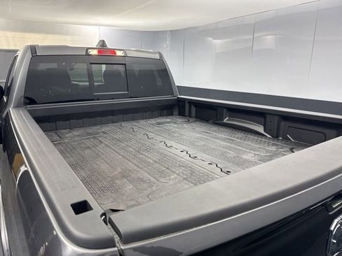 Used 2022 RAM 1500 Laramie w/ Sport Appearance Package image 17