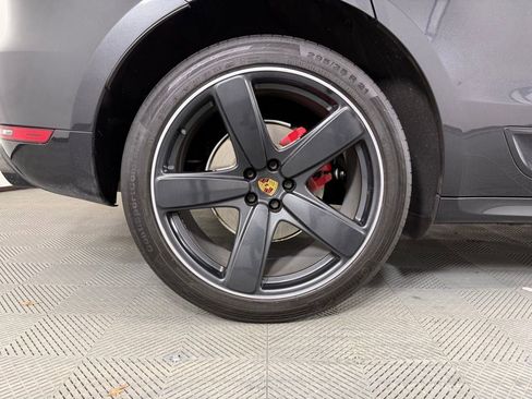 Certified 2021 Porsche Macan GTS image 12