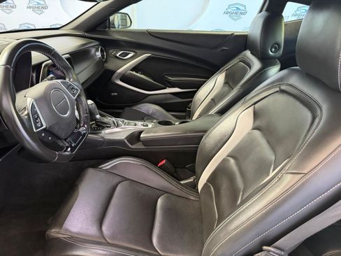 Used 2019 Chevrolet Camaro LT w/ RS Package RWD image 15