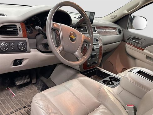 Used 2013 Chevrolet Silverado 1500 LTZ image 7