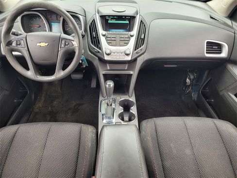 Used 2017 Chevrolet Equinox LS image 8