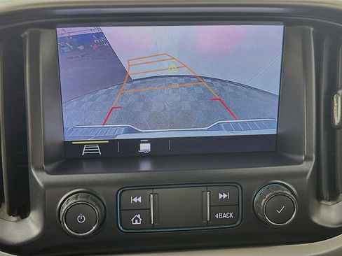 Used 2019 Chevrolet Colorado LT w/ Colorado RST Special Edition AWD/4WD image 13