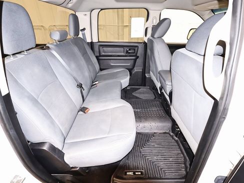 Used 2016 RAM 3500 Tradesman w/ Chrome Appearance Group image 16