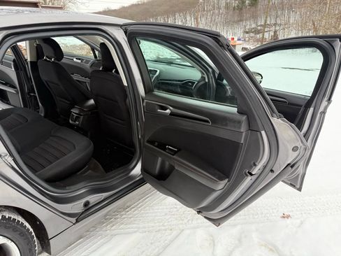 Used 2013 Ford Fusion SE image 15