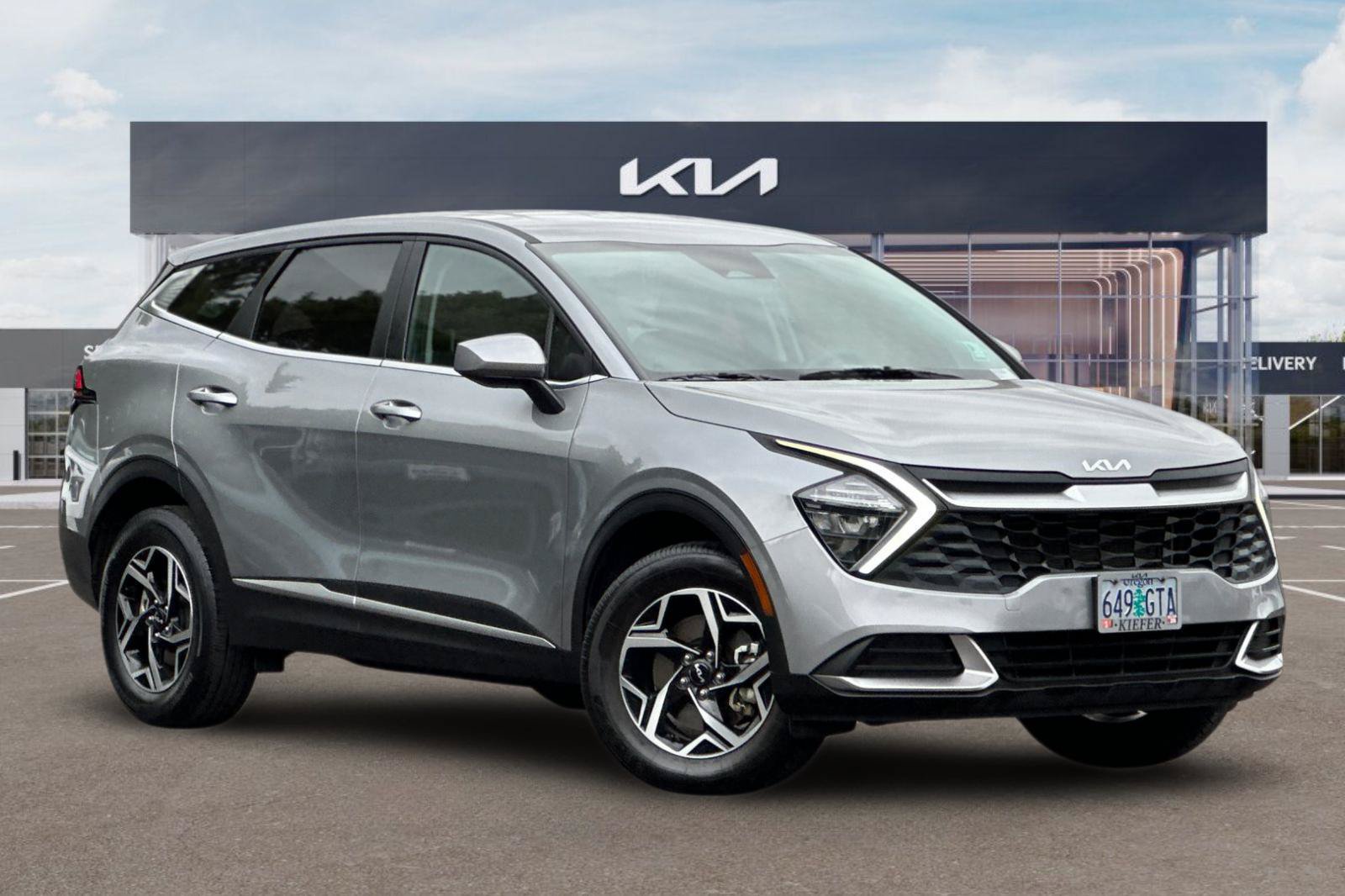 Certified 2023 Kia Sportage LX AWD/4WD image 2