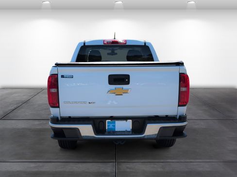Used 2020 Chevrolet Colorado W/T w/ WT Convenience Package RWD image 7