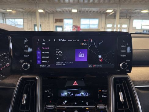 Certified 2023 Kia Sorento S w/ Panoramic Sunroof Package image 17